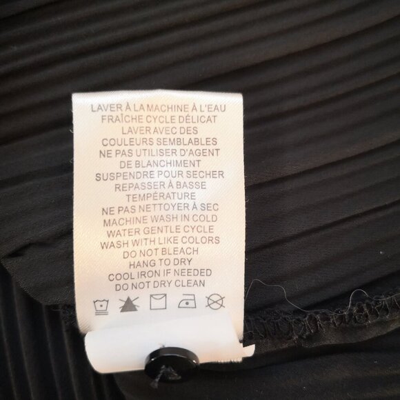 Rachel Zoe Black Ladies Sleeveless Size Medium Straight Fit V-neck Blouse - Picture 7 of 9